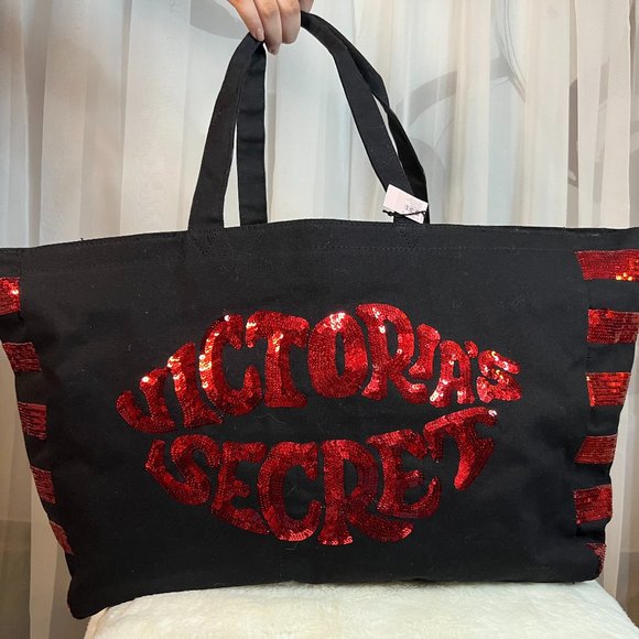 Victorias secret sequin zip up red black extra large tote travel bag NWT - Picture 2 of 7